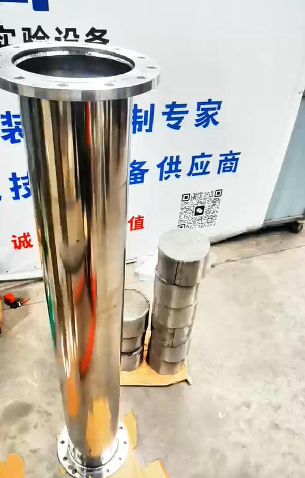 精馏塔塔节的填料安装